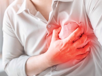 Gặp triệu chứng đau tim là bệnh gì? Làm cách nào giảm đau tim?